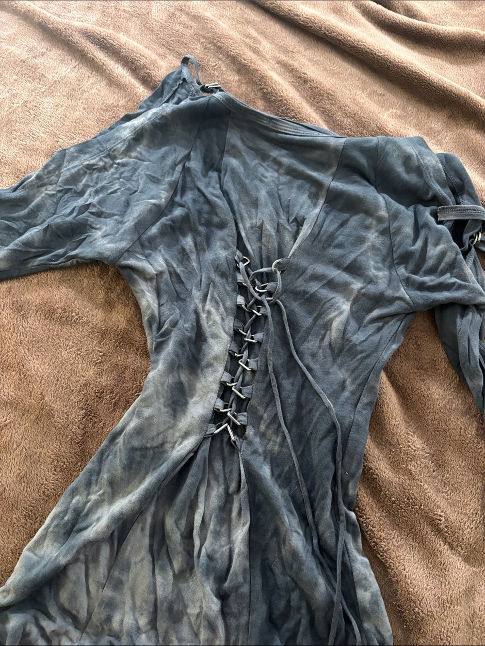 Salvage mini cold shoulder dress - Picture 2 of 3